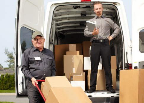 Local furniture storage process with collection and safe handling