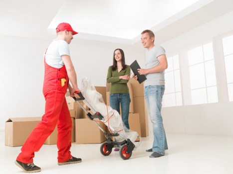 Professional removals van service in Coulsdon street
